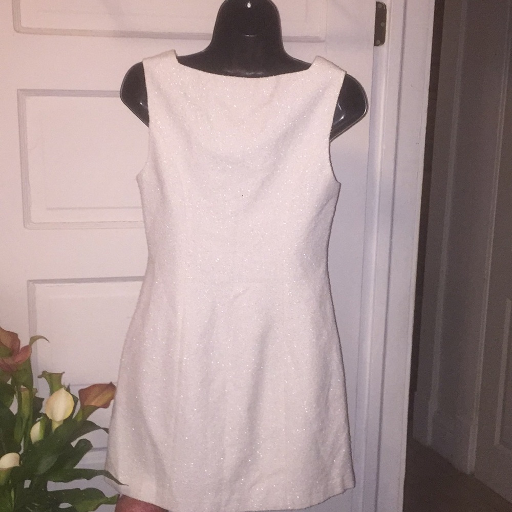 Simple But Elegant - image 3